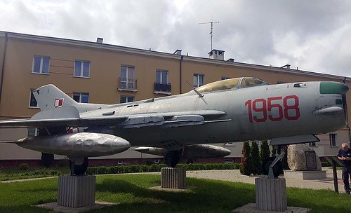 908 MiG-19 Slupsk 2-7-17