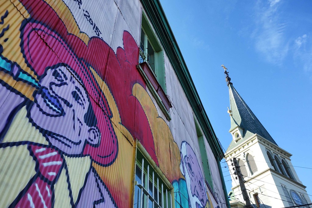 Valparaiso - Street Art - Church