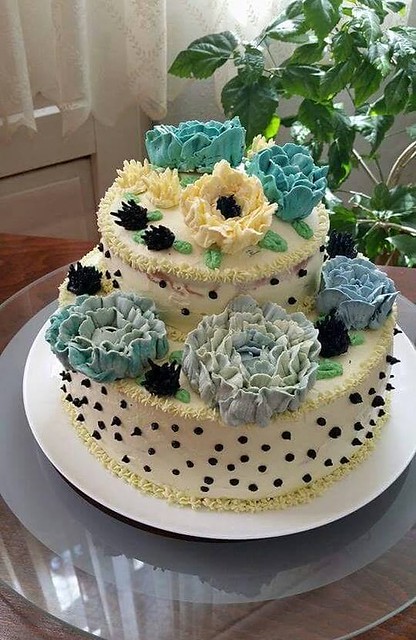 Blooming Spring Cake by Sabina Popa of Chocolate Design