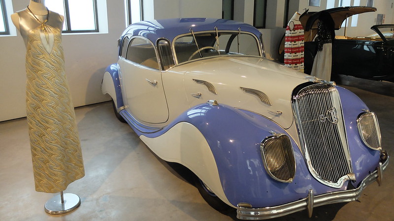 Malaga Automobile and fashion museum @porcelinasworld