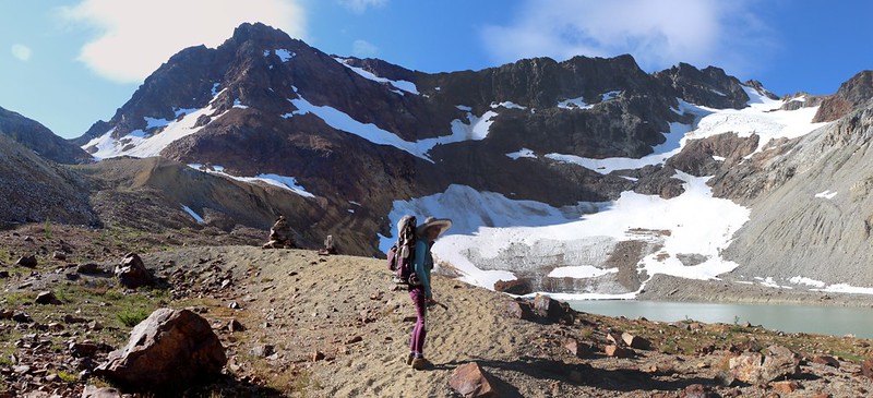 The large cairn where the Lyman Lakes Trail ends and the Spider Gap Snowfield Route begins