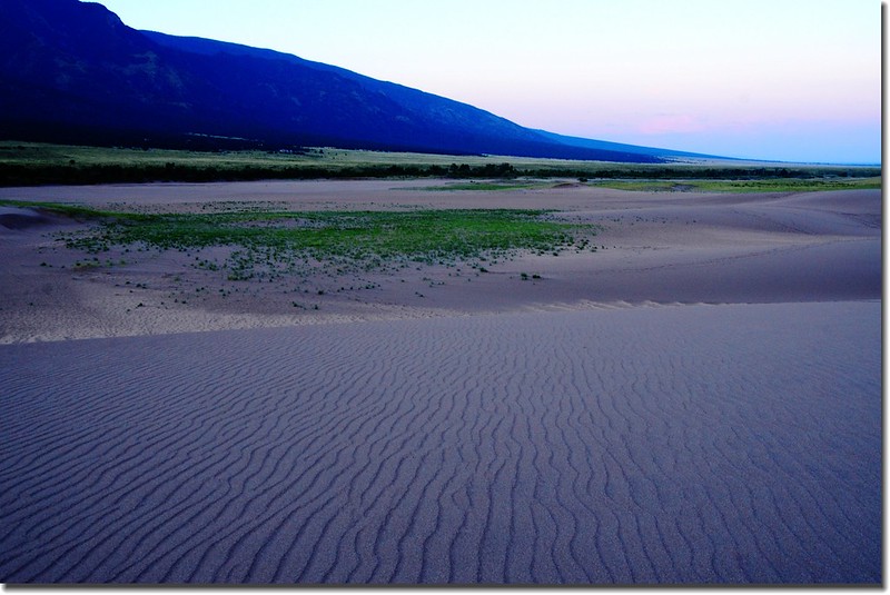 Dawn at Great Sand Dunes National Park (5)