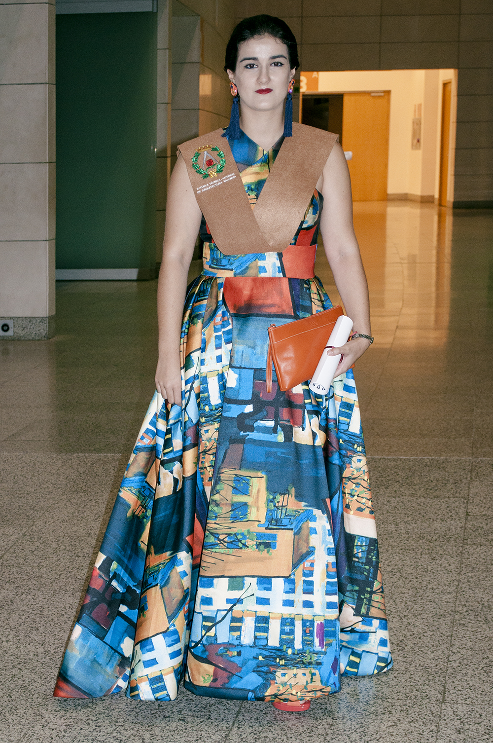 fashion blogger spain somethingfashion valencia graduation college ceremony outfit dress architecture5