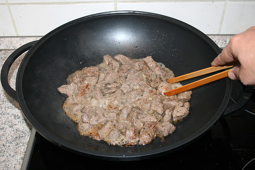 24 - Rindfleisch scharf anbraten / Sear beef