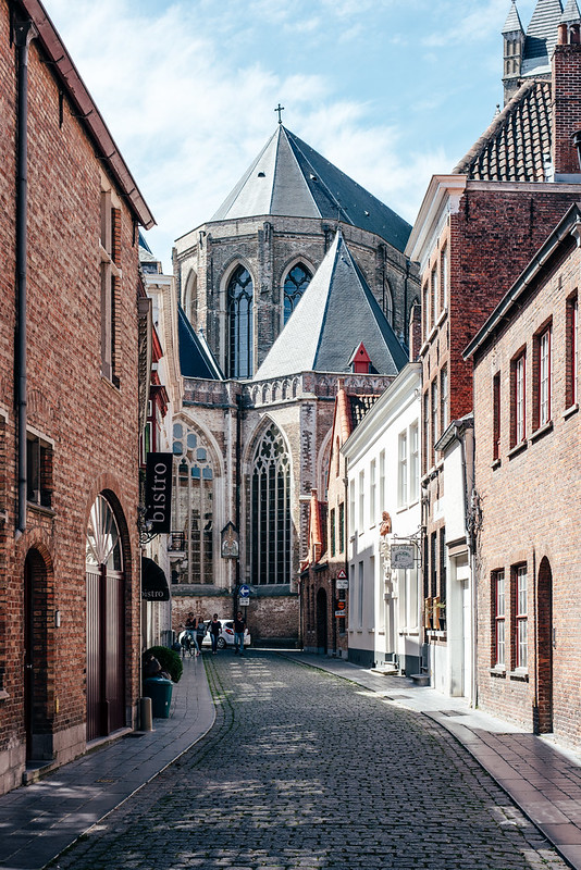 Onze-Lieve-Vrouwekerk 聖母教堂