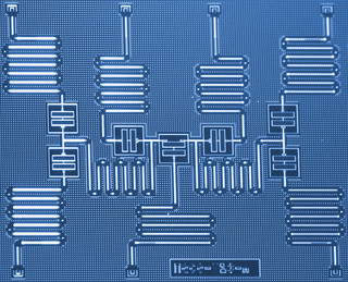 IBM 7 Qubit Device