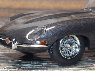 Jaguar E-Type - 1961 - IXO