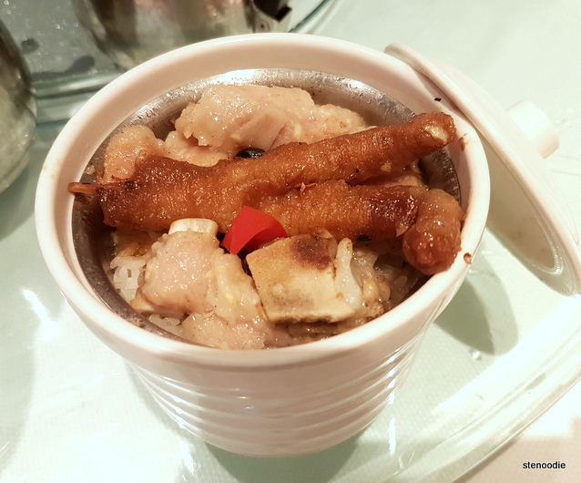 Steamed rice with chicken feet & spare ribs (鳳爪排骨飯)