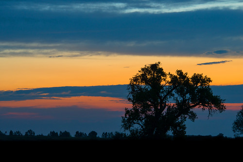 sunrise colorado co route 36 silhouette orange morning early travel travelphotography landscape