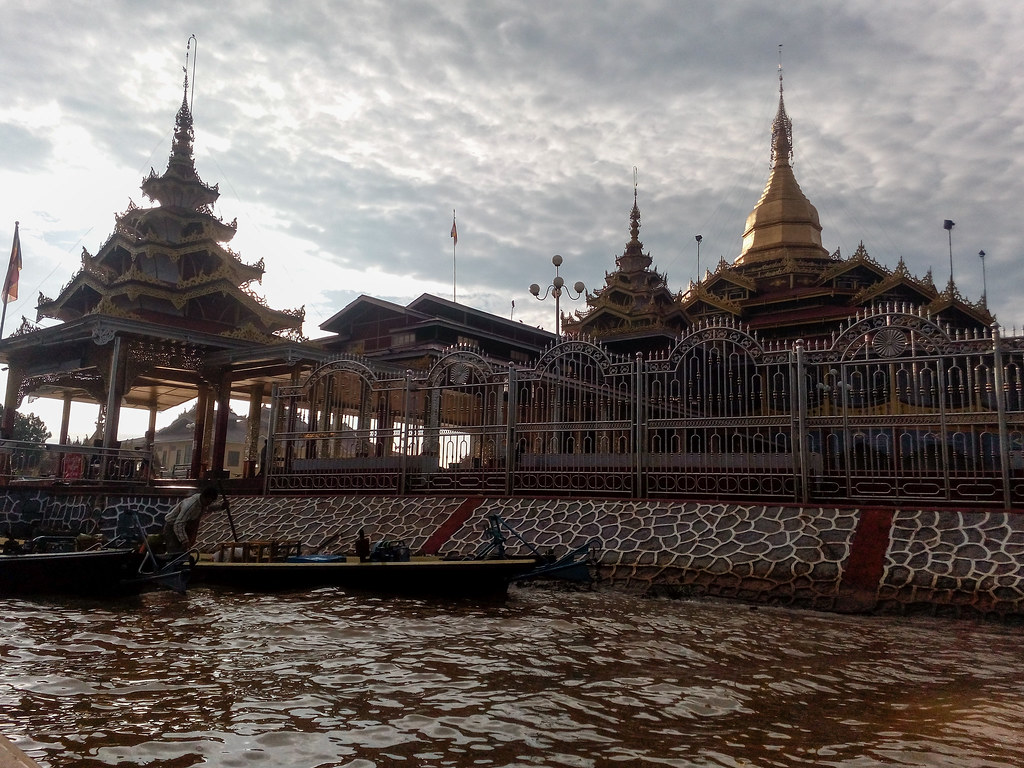 Maynmar: Mandalay, Lago Inle, Bagan, Rangún - Blogs de Myanmar - Día 4. 2015.11.19. Lago Inle (7)