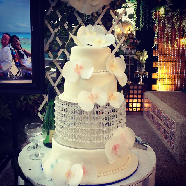 White Orchid Wedding Cake by Jnyj Zen of JnyJ cakes and goodies