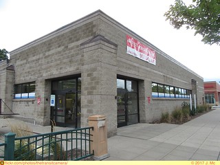 ex-Walgreens (Minneapolis, MN)