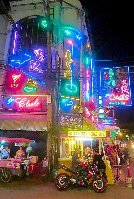 Restaurants Bars Soi Lengkee Pattaya