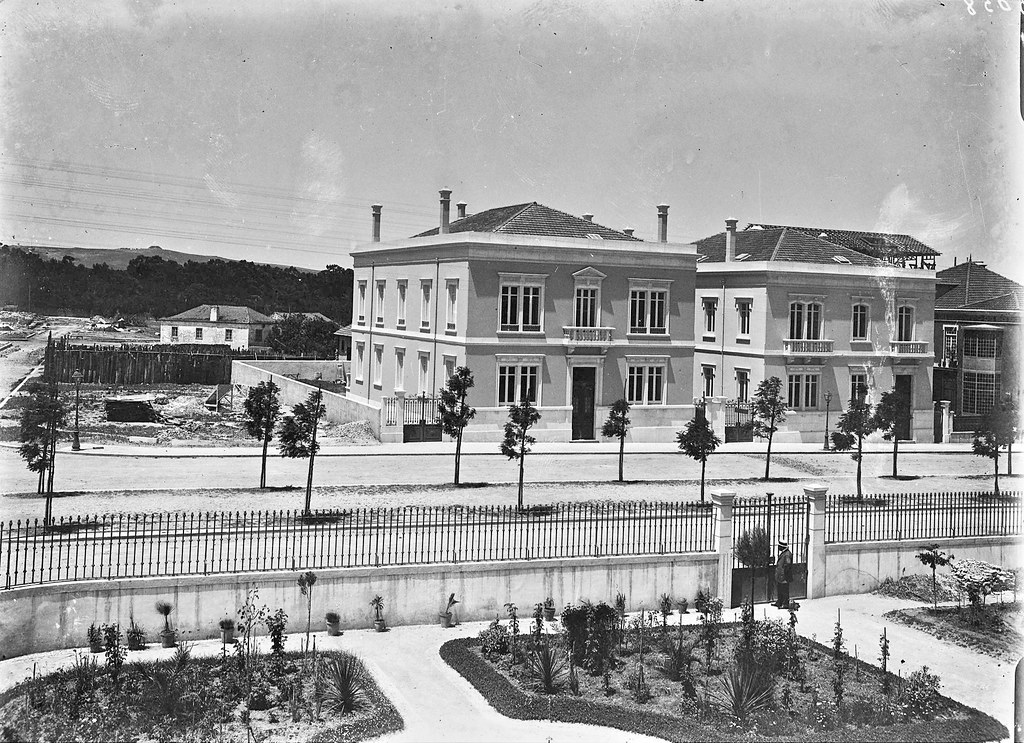 Av. Ant.º Maria Avelar (5 de Outubro), Lisboa (Col. E. Portugal, c. 1900)