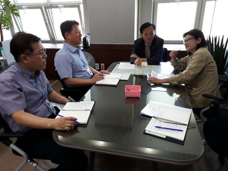 Bucheon city staffs meeting with Nami 091417