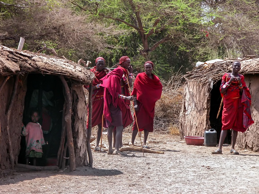 Le  peuple Masaï 36690548432_a3c00c0032_b