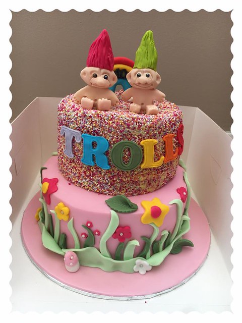 Cake by Boo & Roo Bakes