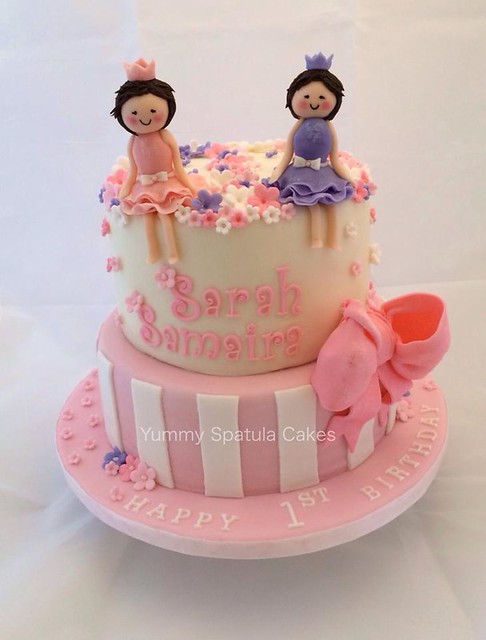 Cake by Yummy Spatula Cakes