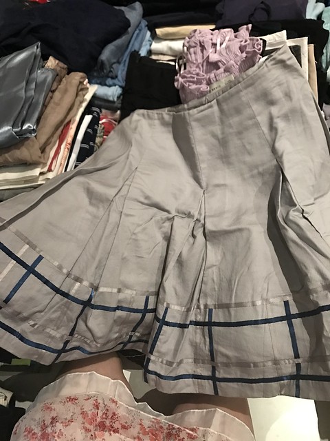gray skirt