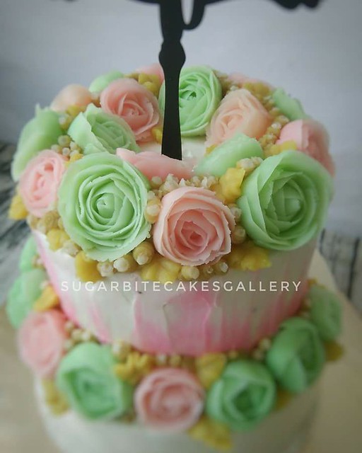 Cake by Shaza Azh of Sugarbitecakesgallery