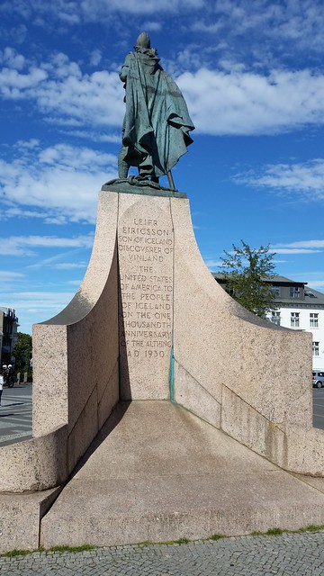 Leifur Eiríksson Monument