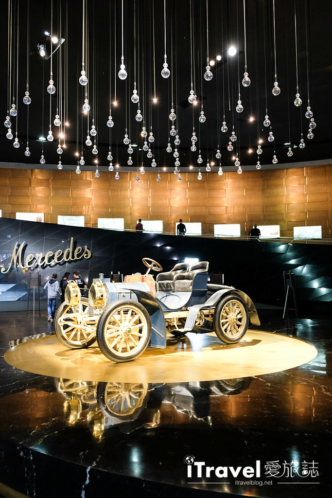 德国斯图加特奔驰博物馆 Mercedes-Benz Museum (30)