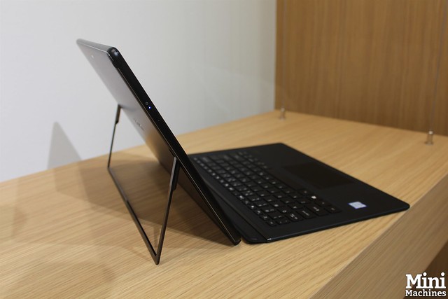 Acer Switch 7 Black Edition - 10