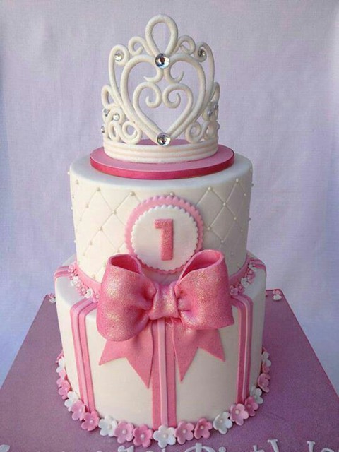 Cake by Fern's cakes for all occassions