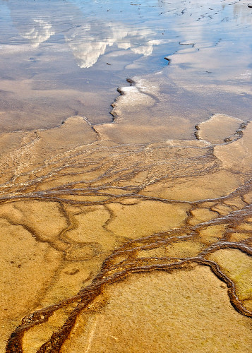 eechillington nikond90 corelpaintshoppro viewnx2 yellowstone water patterns reflections grandprismaticspring wyoming nature abstract clouds geology