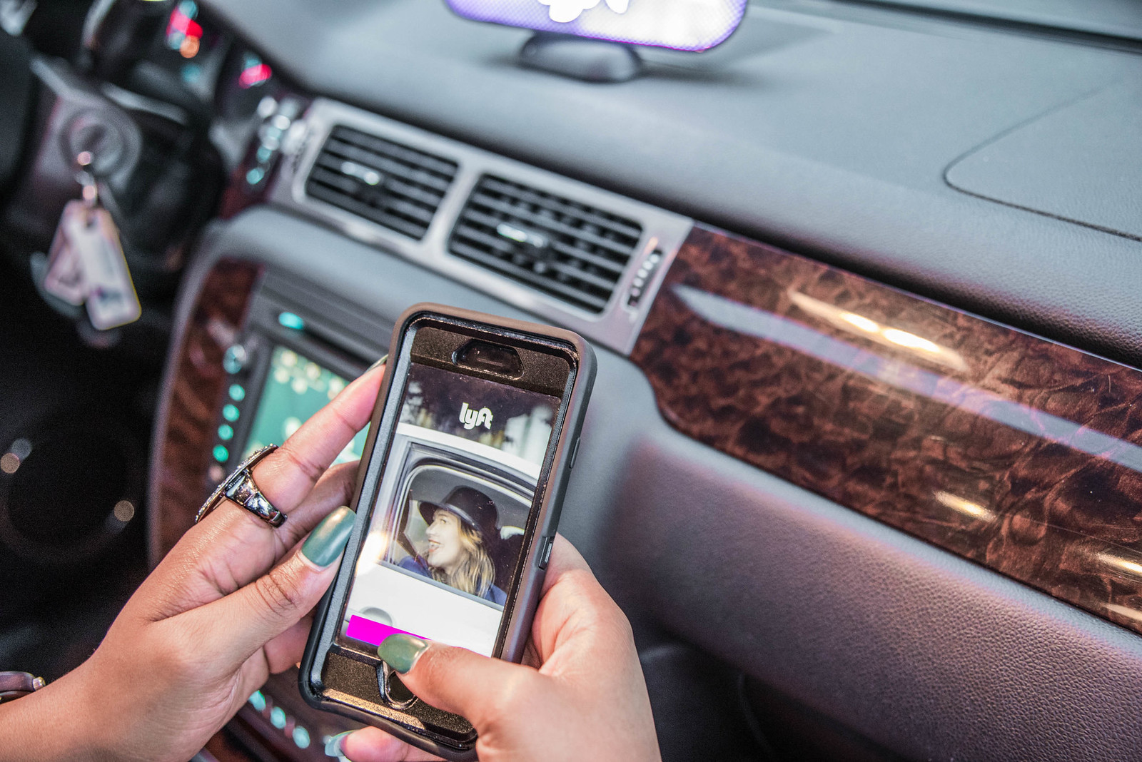 how to use the lyft app