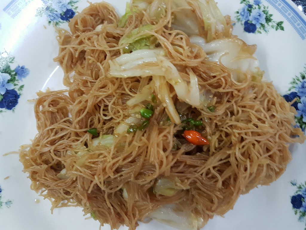 斋米粉 Vegetaruan Fried BeeHoon $2 @ Guan Yin Temple KL Jalan Ampang