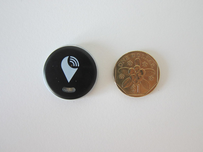TrackR Pixel - Comparison With Singapore $1 Coin