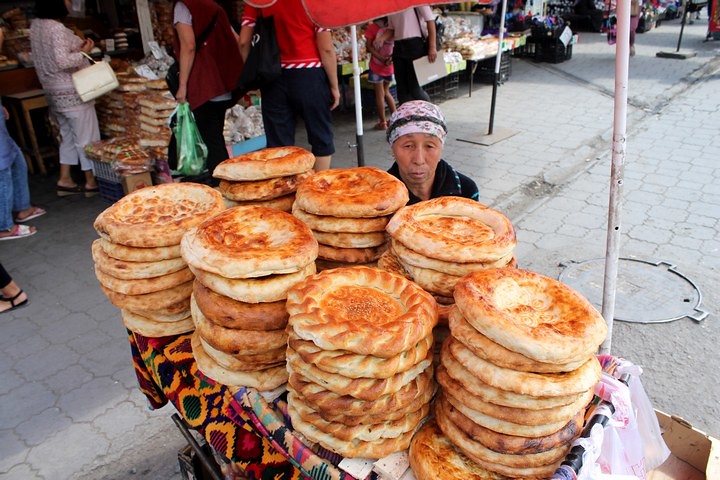 Comer en kirguistán