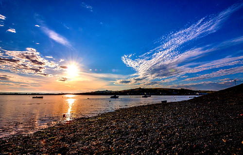nigelvaux sunrise sun canon550d pov coast seascape sea pebbles calm northdevon raw flickr blue earlymorning clouds waterscape water sky