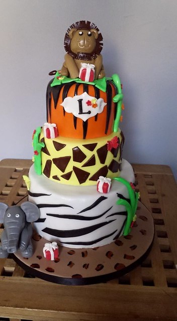 Jungle Themed Cake by Little Button Cakery