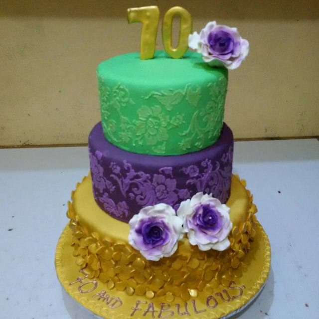 Cake by D Merciful Cakes&foods
