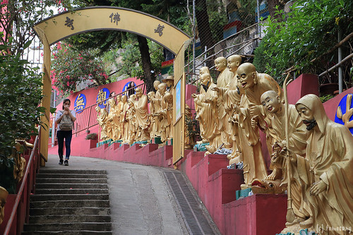 Ten Thousand Buddhas Monastery