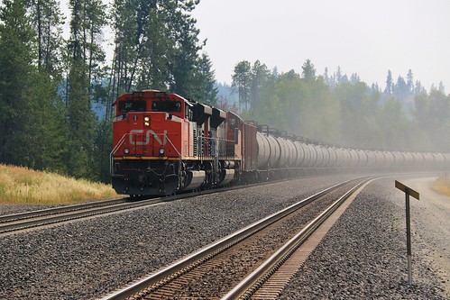 canadiannational cn railway burlingtonnorthernsantafe bnsf railroad northernpacific np spokanesubdivision careywood idaho emd sd70m2 8812 train ethanol