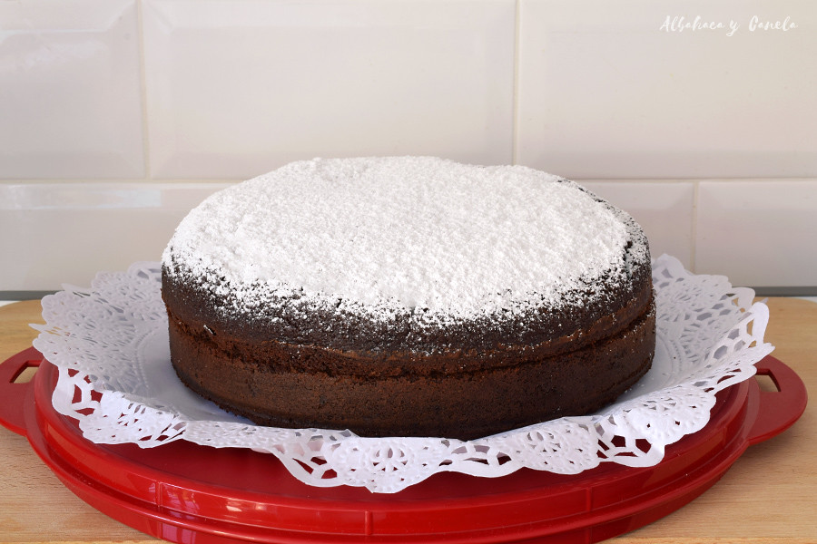 Chocolate buttermilk cake