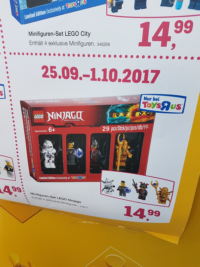 Exclusive Ninjago minifigures at Toys'R'Us