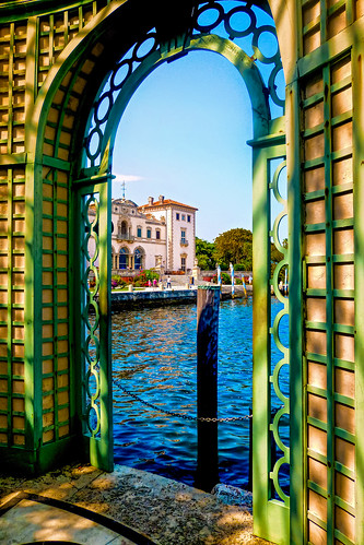 theteahouse vizcayamuseum historic museum park bay miamifl colors architecture afternoon outdoors