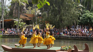 282 canoe pageant Tahiti