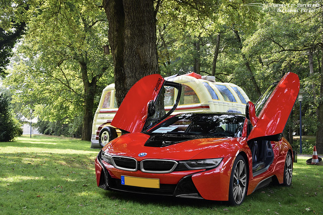 Image of BMW i8 Protonic Red Edition