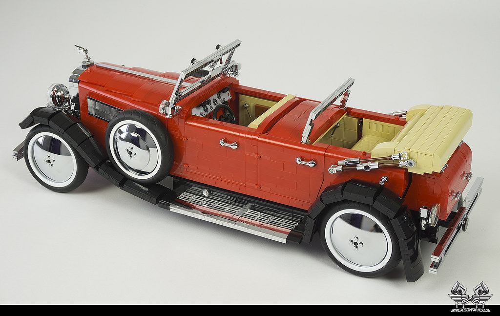 1935 Duesenberg SJ Dual Cowl Phaeton in LEGO (1:8.5)