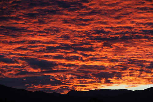 olympus epl8 75mm f18 神之光 olympus75mmf18 sky cloud sunrise dawn 日出