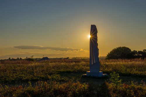 laudholm laudholmfarm maine wells wellsreserve goldenhour summer sculpture sun sunset shadow