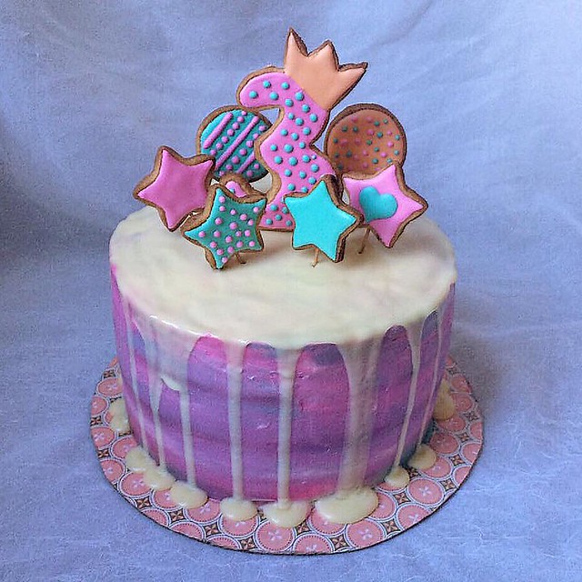 Cake by Liza's Baking