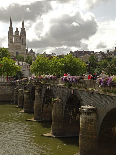 angers bridge cathedral