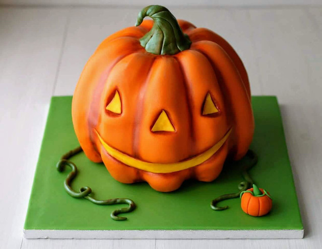 Halloween Pumpkin Cake by Anna Przeworska of Anna's Exceptional Cakes