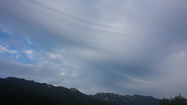 구름가득한 아침하늘 | 속리산